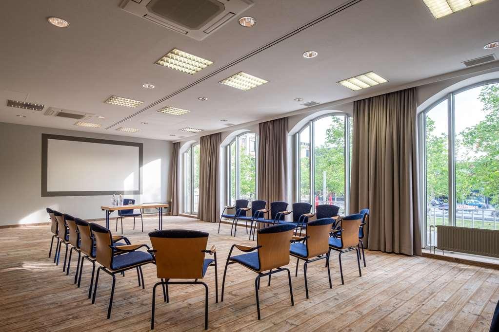 Quality Hotel, Star Inn Premium BRE 設備 写真