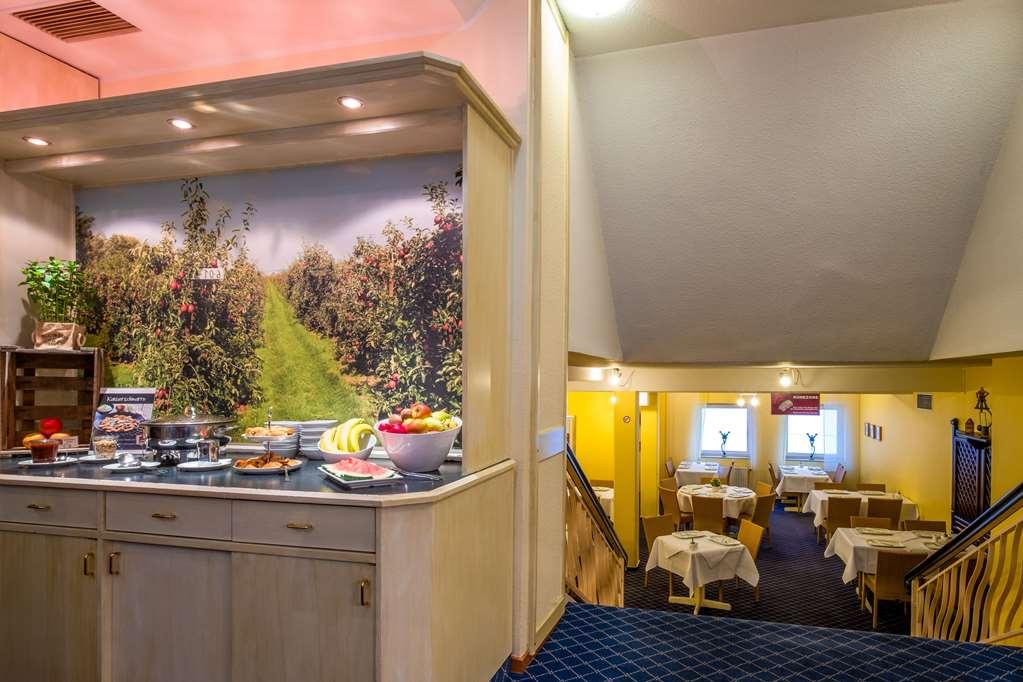 Quality Hotel, Star Inn Premium BRE レストラン 写真